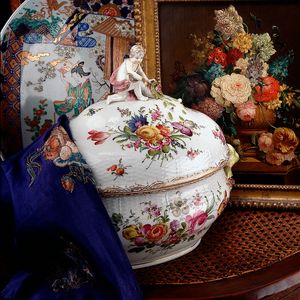Meissen porcelain tureen - Old master flower still life 