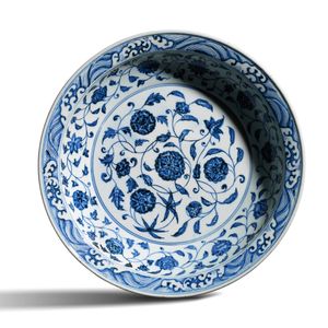 Chinese blue and white dish - Yongle - Ming  - floral scroll dish 