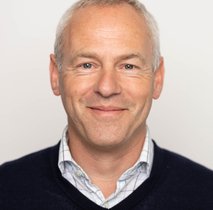 Portrait Koen Samson - SAC - Samson Art Consultancy owner - Certified Registered General Valuer Arts & Antiques - 